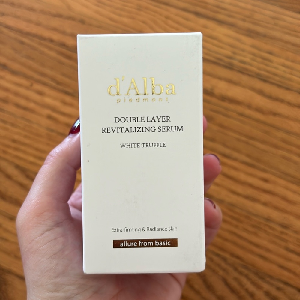 D’alba double layer revitalizing serum